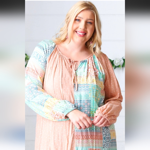 Haptics Boutique PEACH & MINT FLORAL COLOR BLOCK RAGLAN PEASANT TOP - Picture 2 of 3